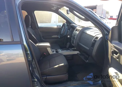 2011 Ford Escape Xlt z USA, uszkodzony, nr VIN 1FMCU0D75BKA36844